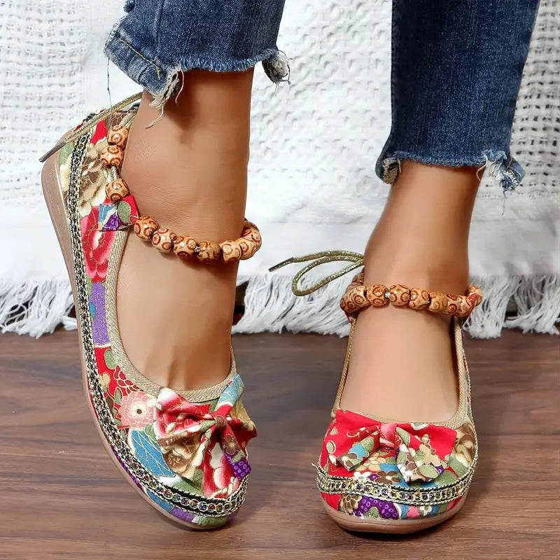 Zapatillas planas de mujer con estampado floral