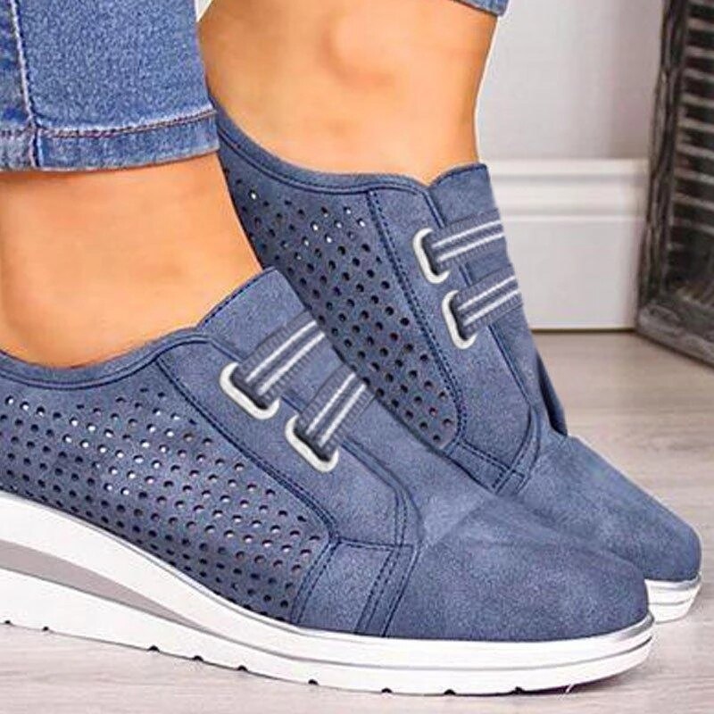 Zapatillas con tacón de cuña para mujer