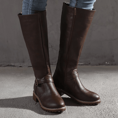 Botas ortopédicas cómodas y a la moda