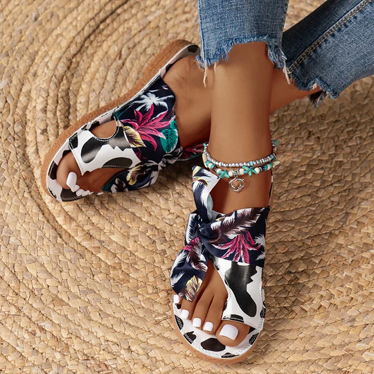 Sandalias estampadas para mujer