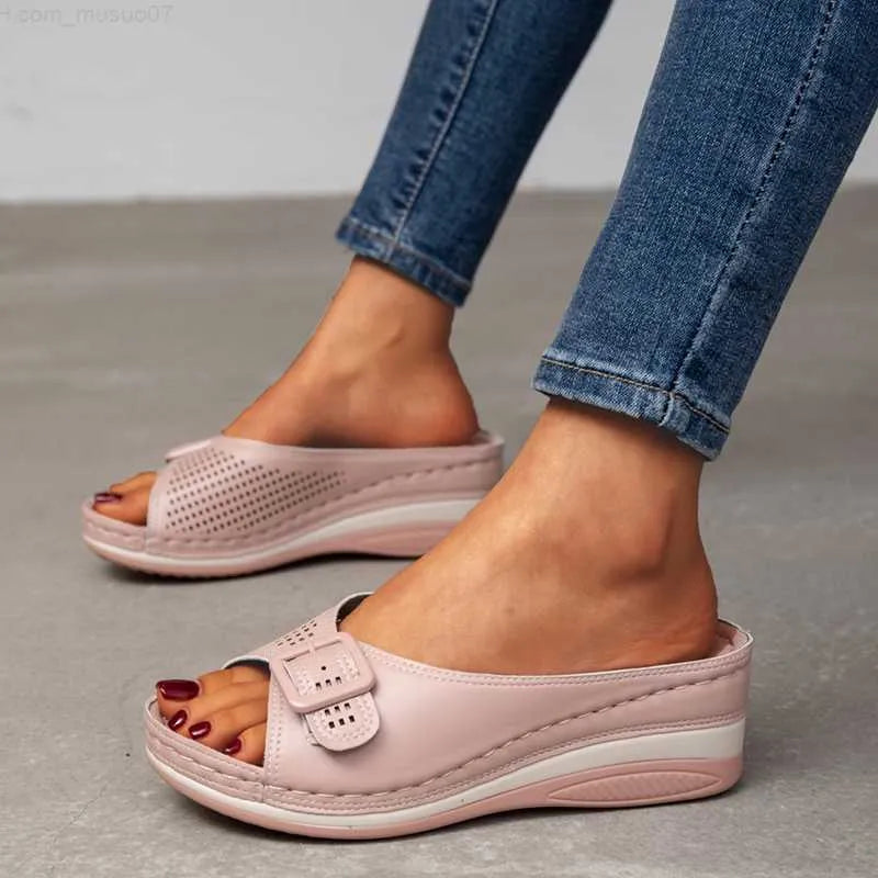 Sandalias ortopédicas de estilo clásico