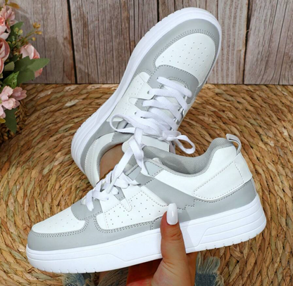 Womens Contrast Color Flat Sneakers