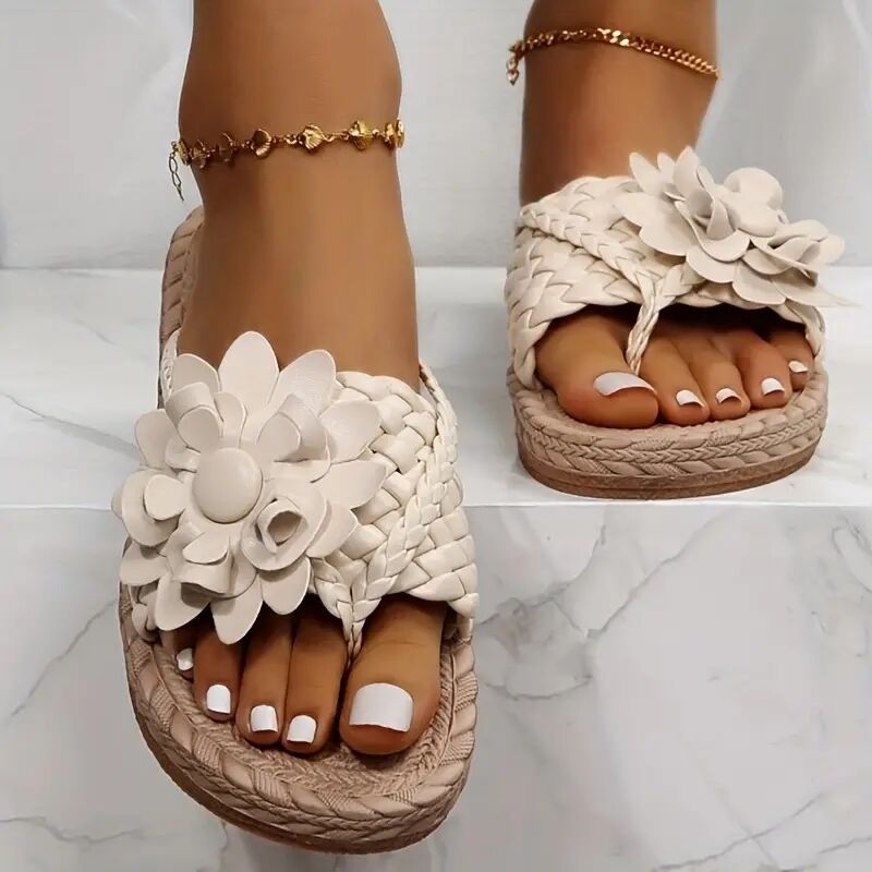 Zapatillas estilo boho con flores