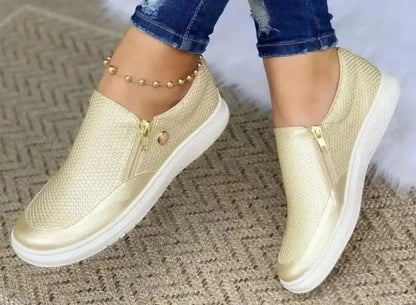 Cómodas zapatillas de deporte para mujer