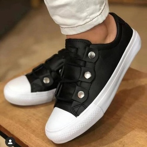 Sneakers de piel de moda