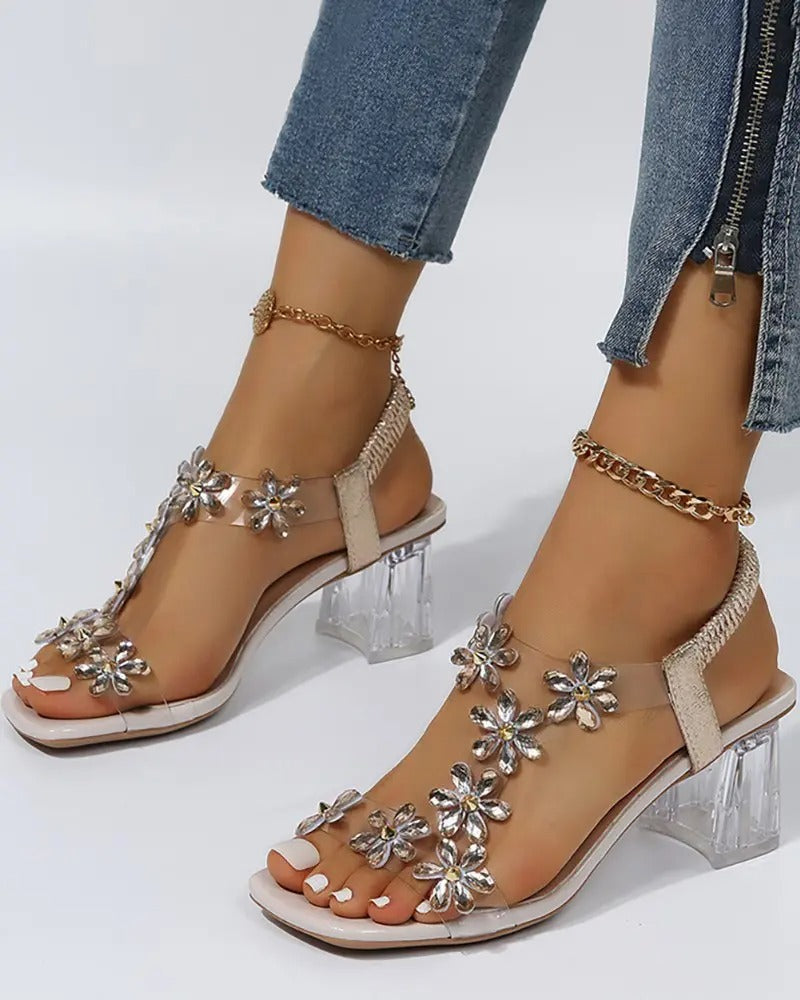 Sandalias relajadas y elegantes