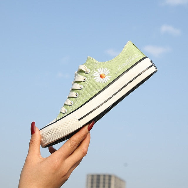 Zapatillas bajas con estampado de flores